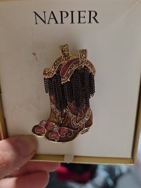 Napier Brooche